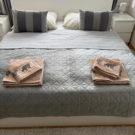 Apartament Plaza Side *
